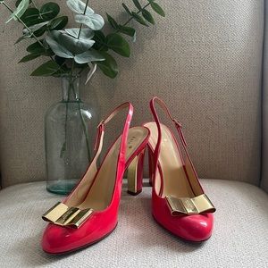 KATE SPADE Patent Gold Bow Slingback Pumps